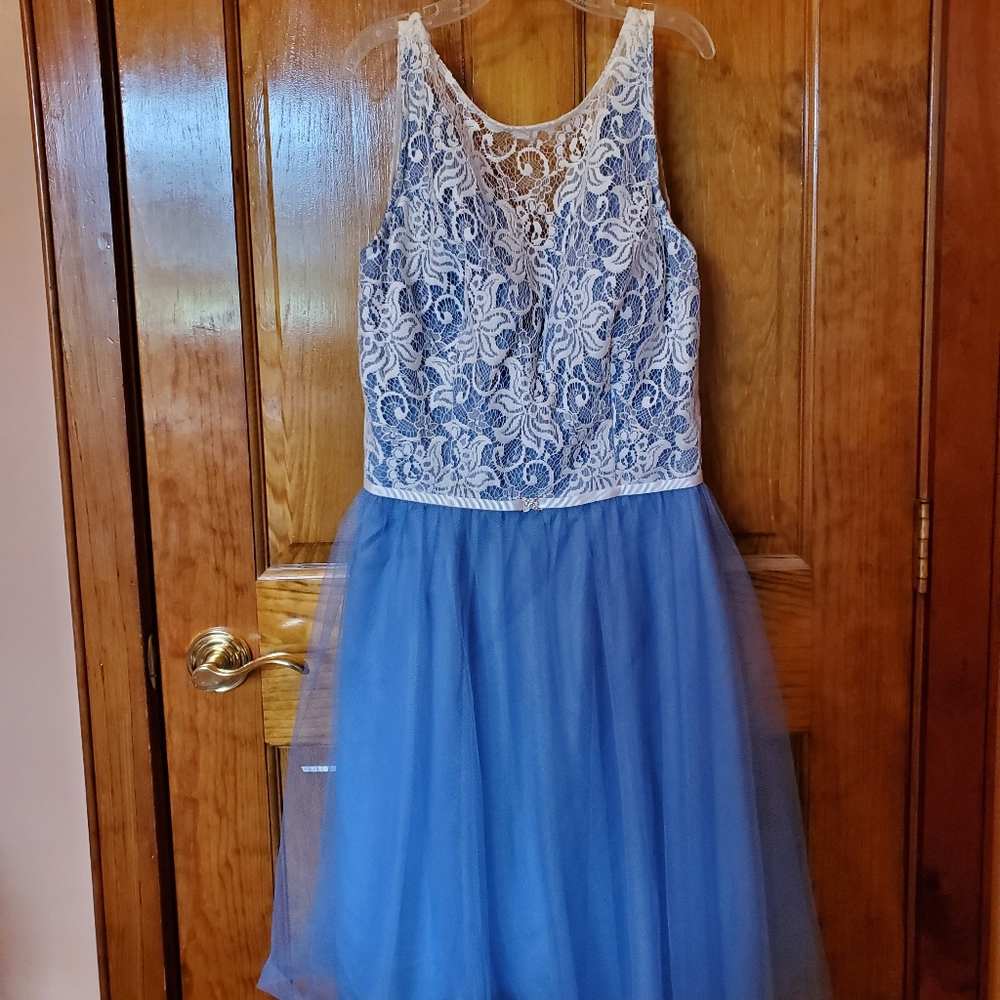 Periwinkle David's bridal size 10 dress
